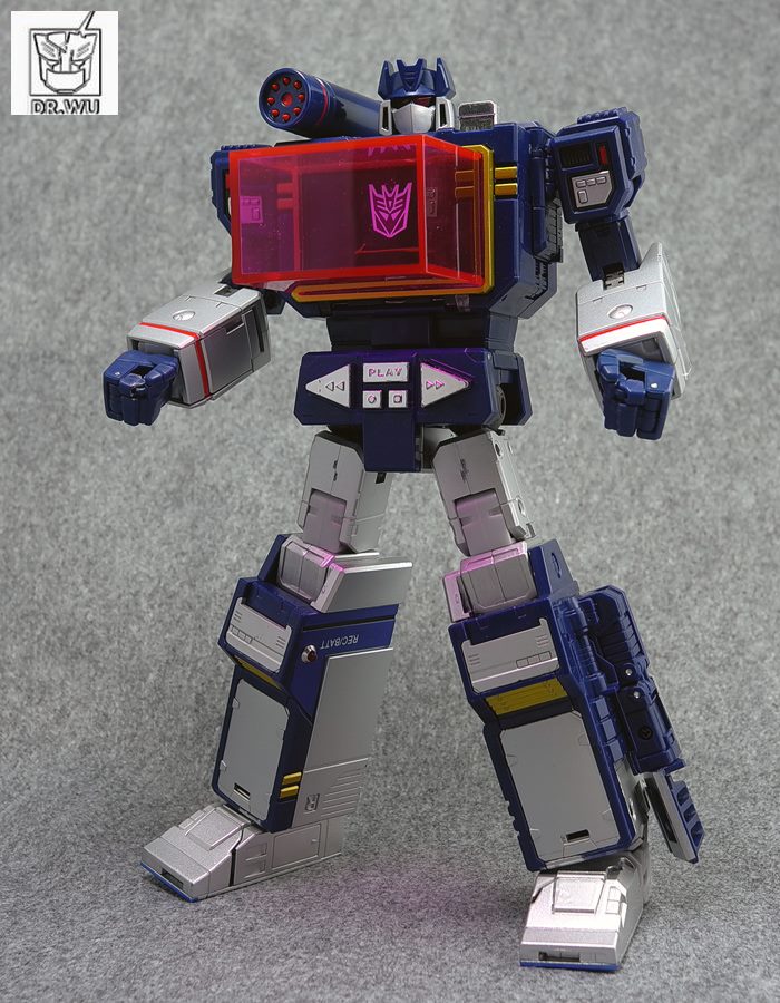 DR WU DW-P11 Recharge MP Class Energon Cubes and Data Screen for
